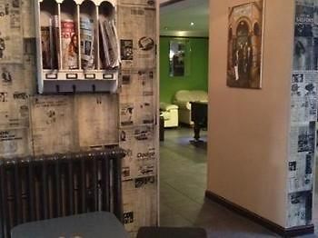 Salford Arms Hotel Екстериор снимка