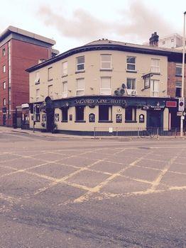 Salford Arms Hotel Екстериор снимка